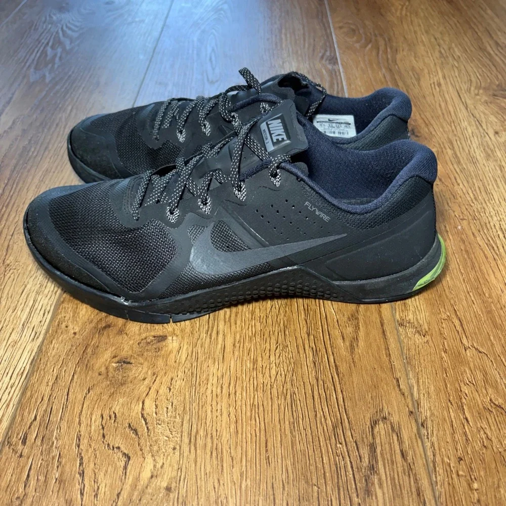 Nike‎ Metcon 2 Mens Training Shoes Black Dark Grey Volt 819899-007 Size 10.5